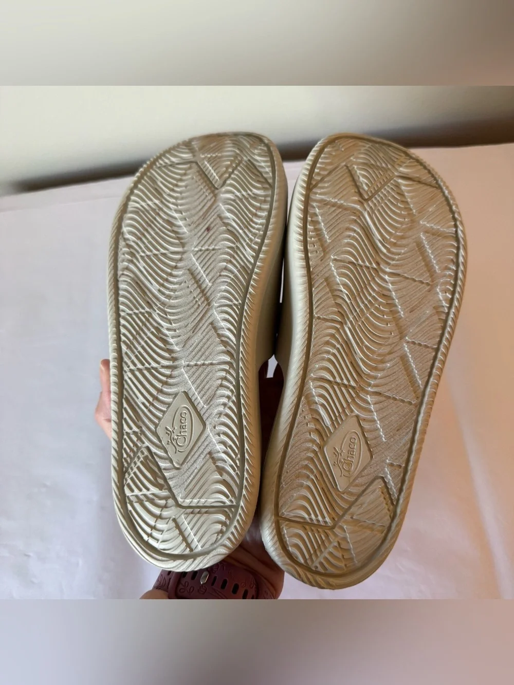 CHACO Size 6 Girls Youth Sandals Slides - Tie Dye